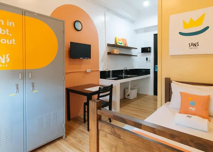 Hotel Sans Laperal 3*