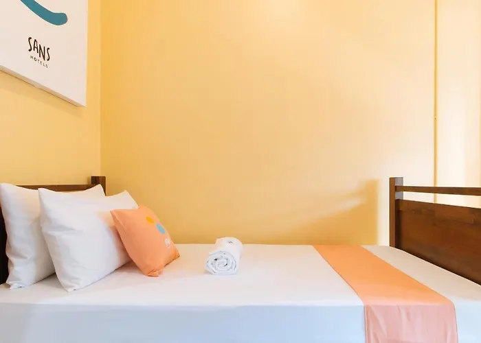 Hotel Sans Laperal 3*