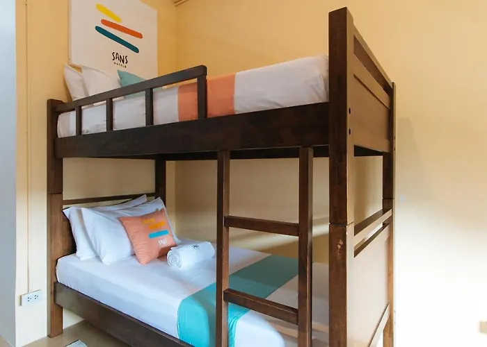 Sans Laperal Hotel