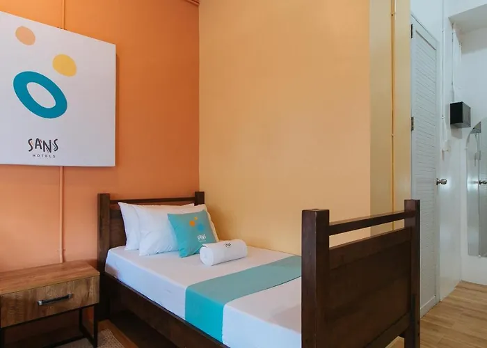 Hotel Sans Laperal 3*