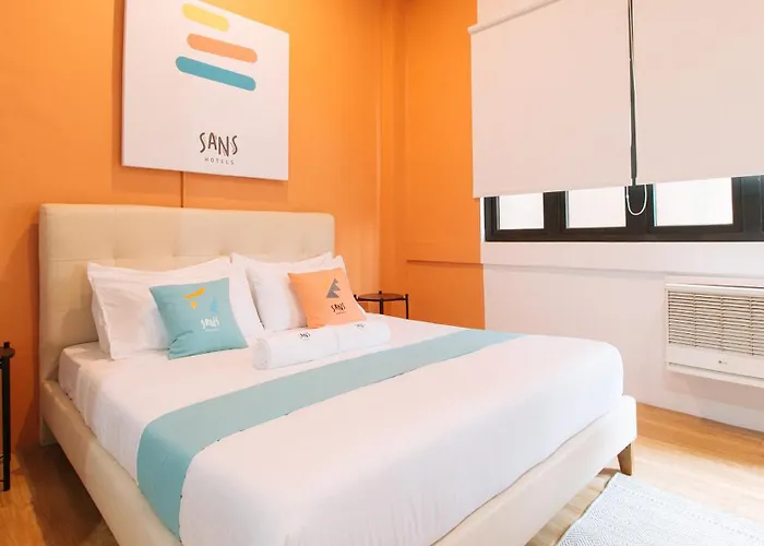 Sans Laperal Hotel 3*