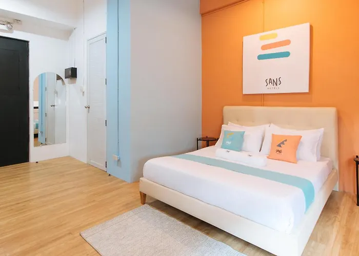 Hotel Sans Laperal 3*