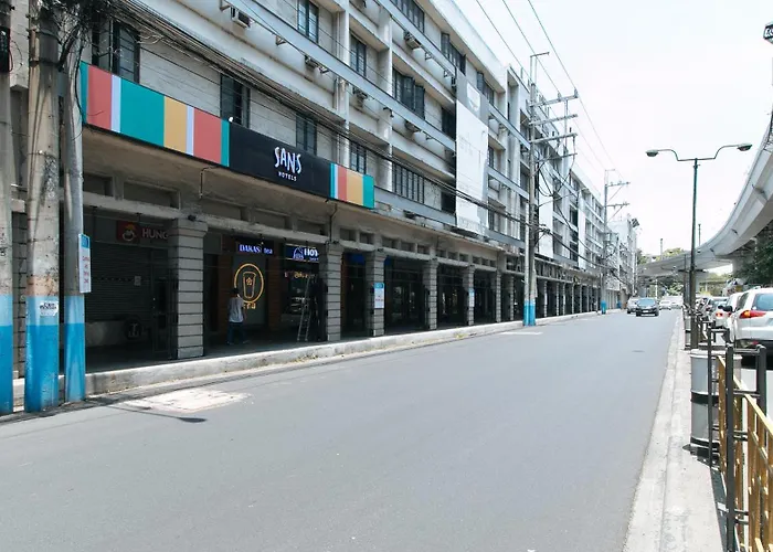 Hotel Sans Laperal 3*